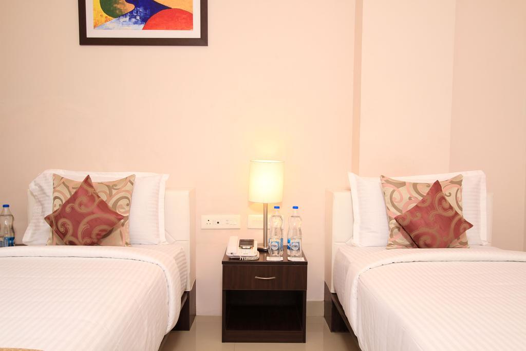 Chris Hotel Whitefield Bangalore Exterior photo